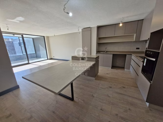 Venta Oportunidad  departamento en Vitacura