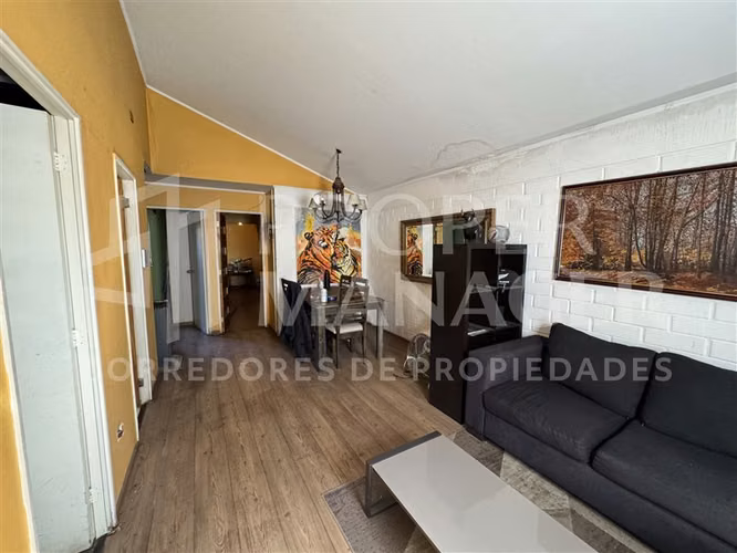 Casa 160 m en Barrio Barcelona Pasaje Los Pirineos