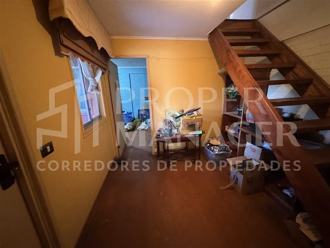 Casa 160 m en Barrio Barcelona Pasaje Los Pirineos