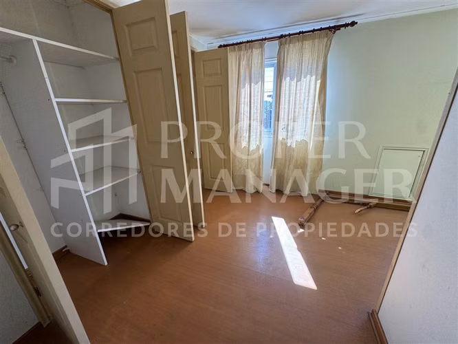 Casa 160 m en Barrio Barcelona Pasaje Los Pirineos