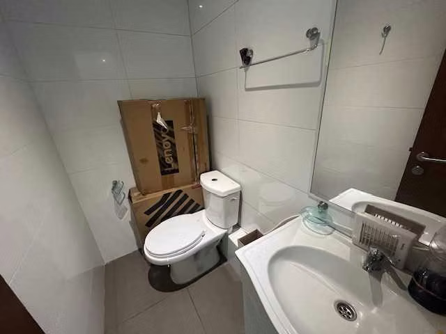 Sector Centro, Oficina de 177 m2 y 2 Estac (154953)