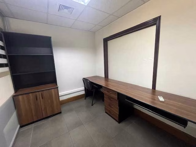 Sector Centro, Oficina de 177 m2 y 2 Estac (154953)