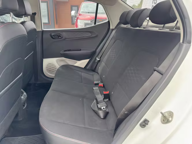 HYUNDAI GRAND I10 SEDAN