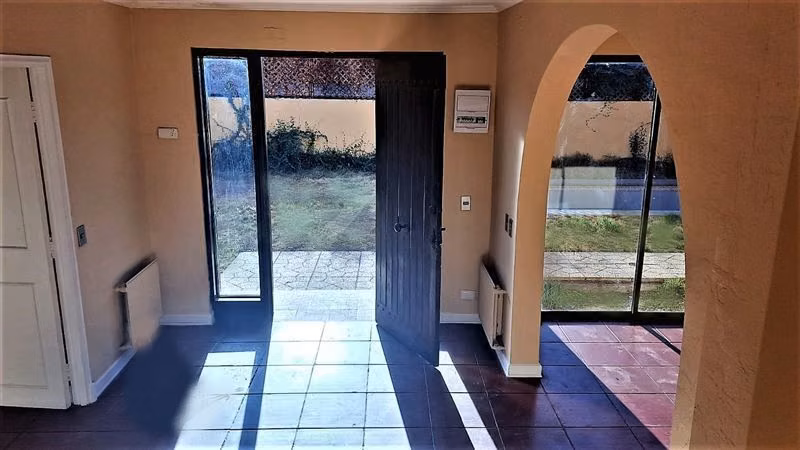 CASA VENTA/ARRIENDO HABITACIONAL/SERVICIOS EN LA R