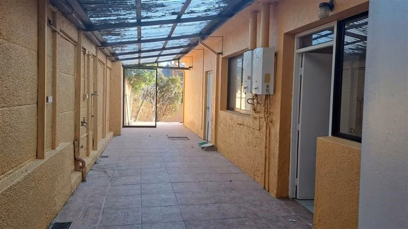 CASA VENTA/ARRIENDO HABITACIONAL/SERVICIOS EN LA R