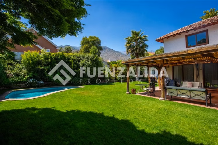 Casa venta, 5 dormitorios, piscina, quincho, cerca U.de Ande
