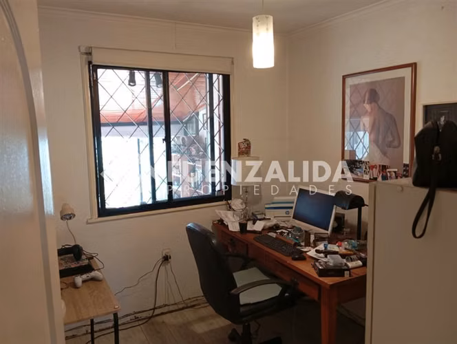 Exclusiva casa en venta en Las Condes con gran terreno