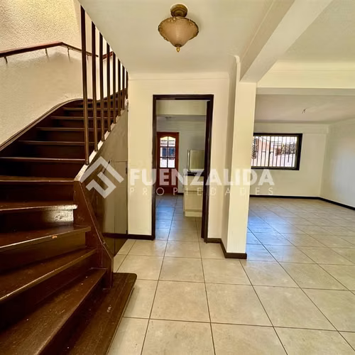 Acogedora casa familiar en pasaje con excelente conectividad - Imagen 3