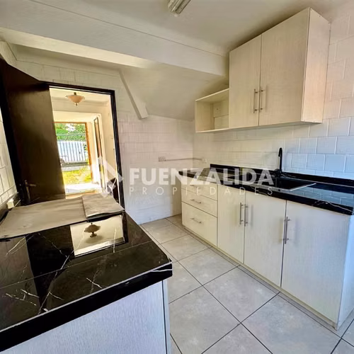 Acogedora casa familiar en pasaje con excelente conectividad - Imagen 8