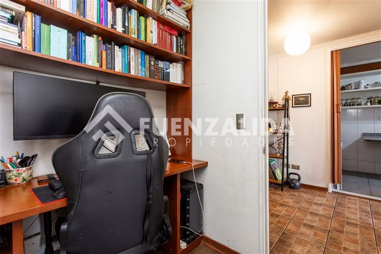 Departamento con terraza y gran ubicación en Ñuñoa