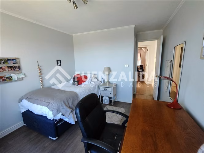 Casa en venta de 5 dorm.Condominio, San Carlos de Apoquindo