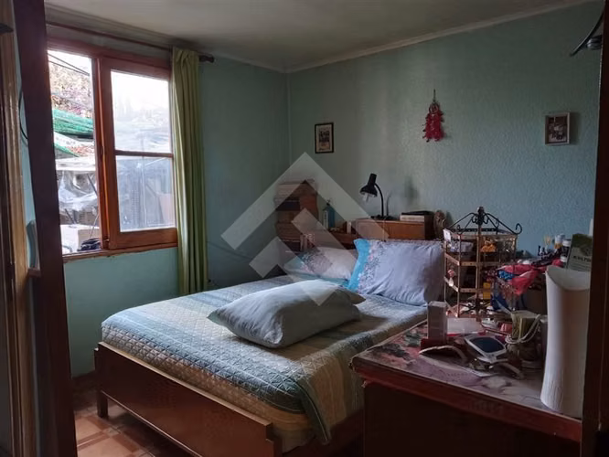 venta de 4 dorm. en Macul, amplios espacios y terreno - Imagen 10