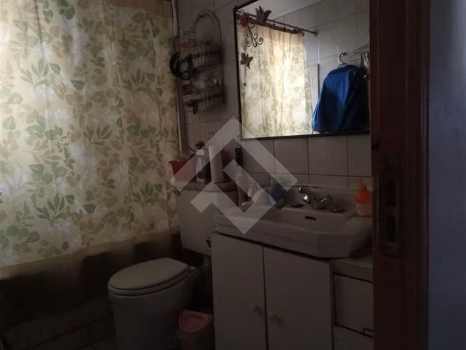 venta de 4 dorm. en Macul, amplios espacios y terreno - Imagen 16