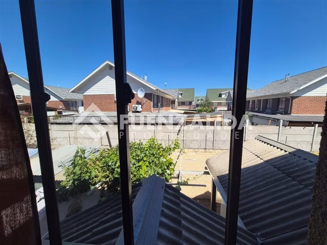 Casa en venta de 3 dorm. en Maipú
