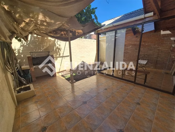 Casa en venta de 3 dorm. en Maipú