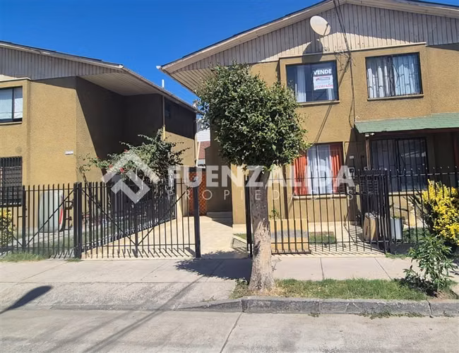 Casa en venta de 3 dorm. en Maipú