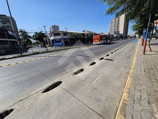 Local Comercial en arriendo en Independencia