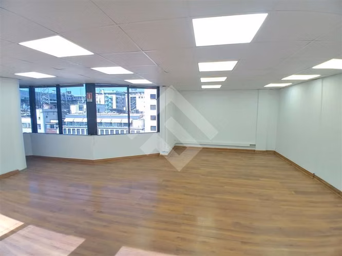 Oficina en arriendo en Santiago - Imagen 7