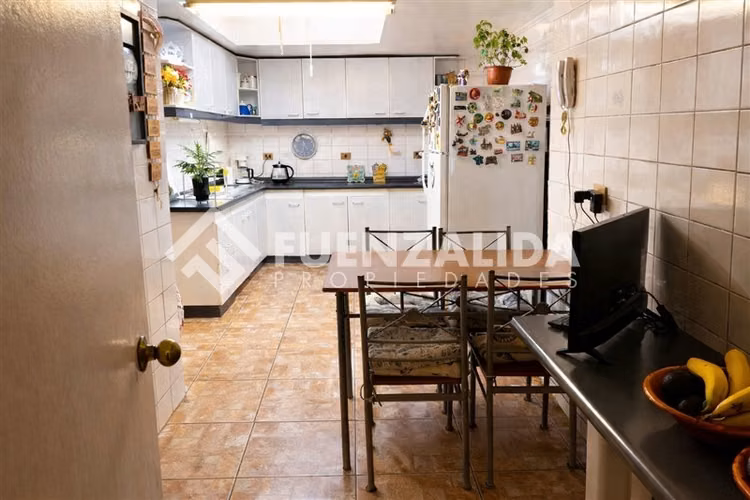 Casa en venta de 3 dorm. en Las Condes