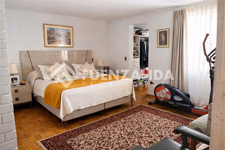 Casa en venta de 3 dorm. en Las Condes