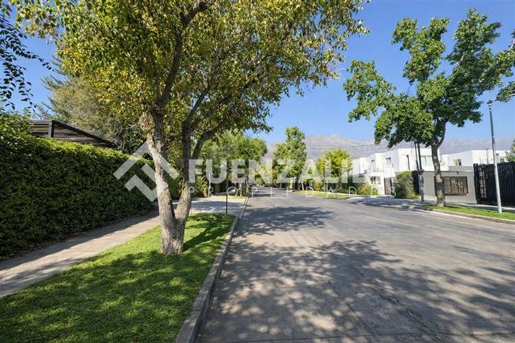 Bungalow en La Reina 5 D, 5 B más Servicios. - Imagen 33