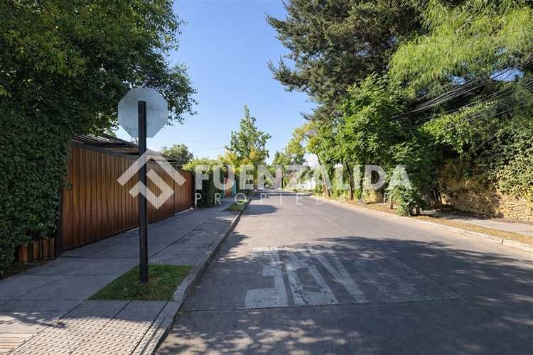 Bungalow en La Reina 5 D, 5 B más Servicios. - Imagen 32