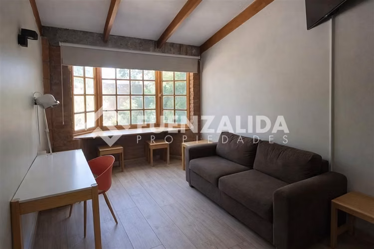 Casa en venta de 4 dorm. en La Reina.