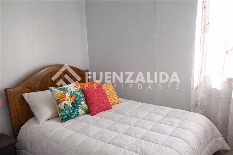 Exclusiva Casa Familiar con Piscina y Quincho en Peñalolén