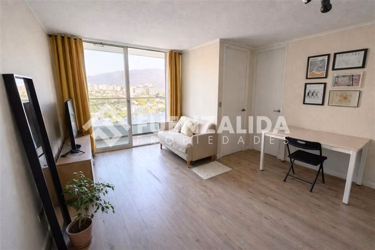 Oportunidad en Santiago Centro. Departamento 2D/2B