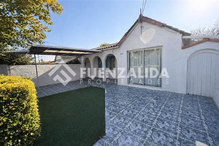Casa en venta de 3dorm, 2Baños Santa Raquel/Trinidad.