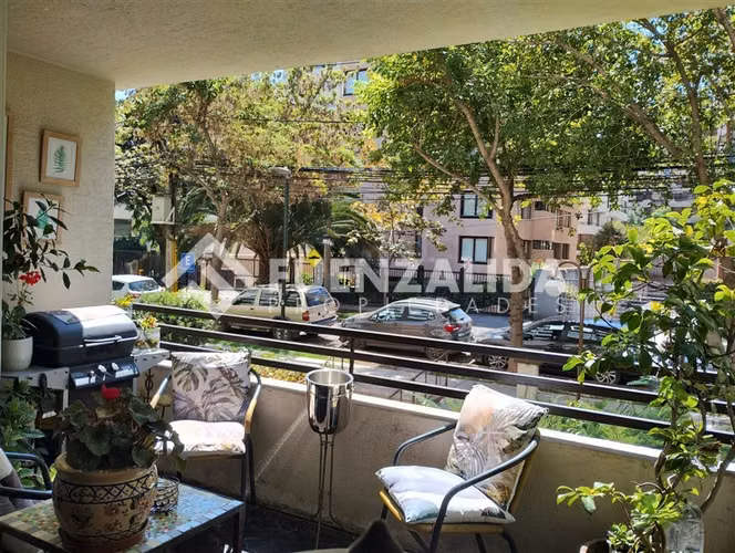 Departamento en venta de 3 dorm. en Vitacura