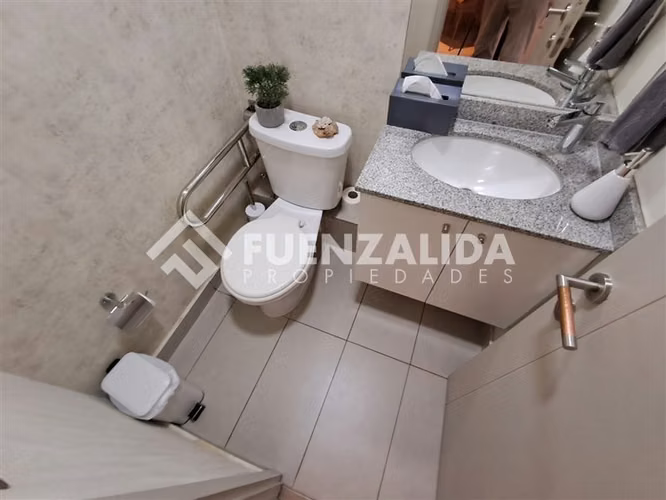 Oficina venta Kennedy /Gerónimo Alderete Vitacura 4 Privados