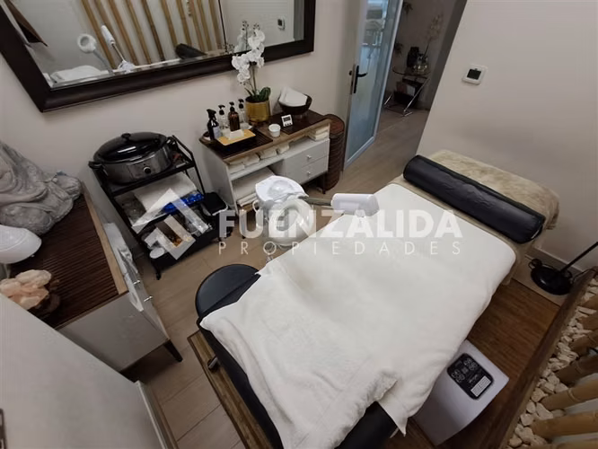 Oficina venta Kennedy /Gerónimo Alderete Vitacura 4 Privados