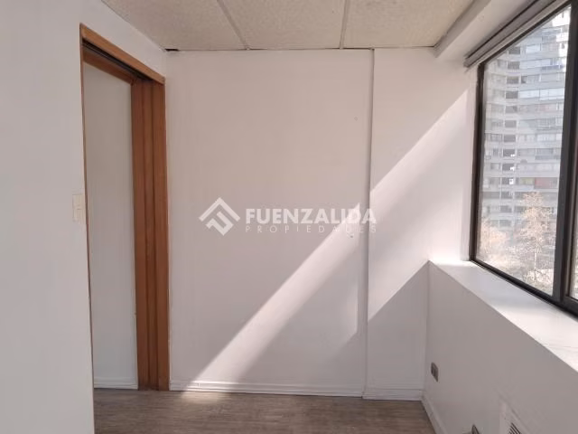 Oficina en venta en Providencia