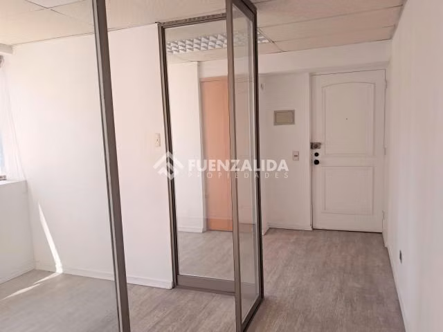 Oficina en venta en Providencia