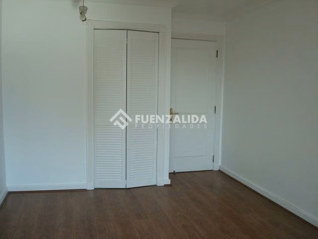 Departamento en venta de 3 dorm. en Vitacura