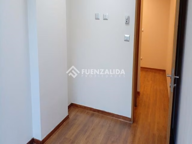 Oficina en venta en Vitacura - Imagen 2