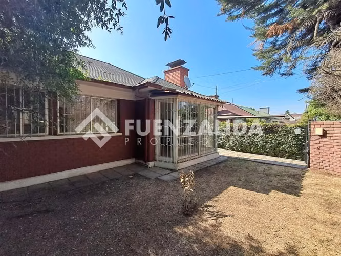 Casa en venta de 4 dorm. en Las Condes