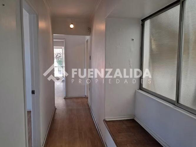Casa en venta de 4 dorm. en Las Condes
