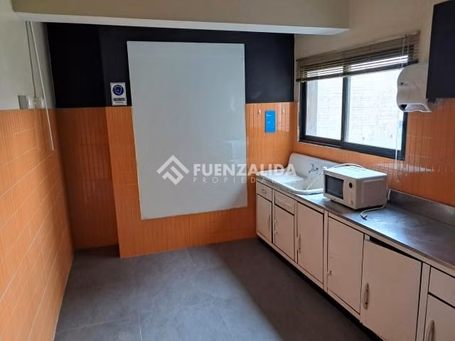 Oficina en arriendo en Providencia