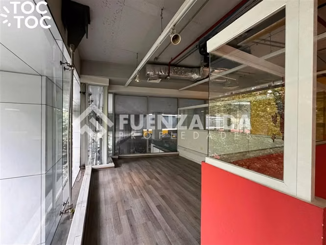 Oficina Arriendo Sector Los Militares en Las Condes