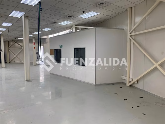 Industrial en arriendo en Pudahuel