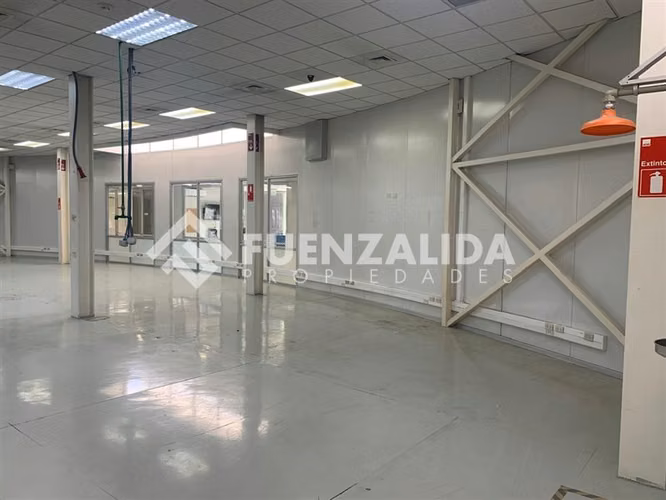 Industrial en arriendo en Pudahuel