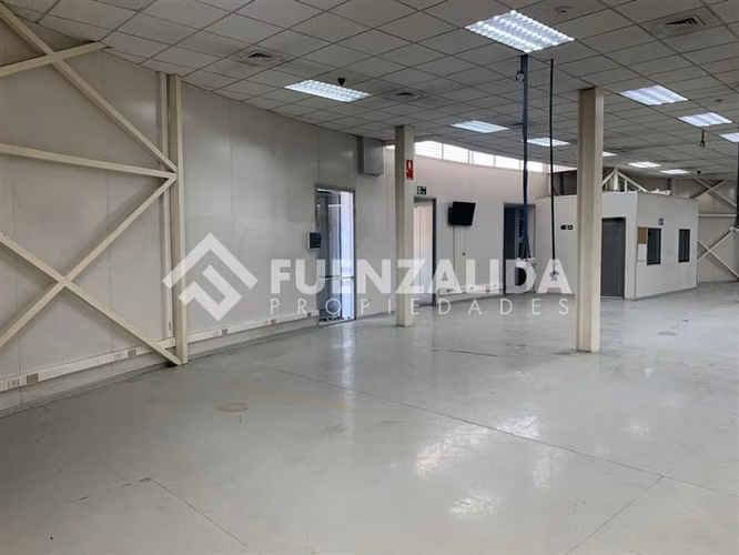 Industrial en arriendo en Pudahuel