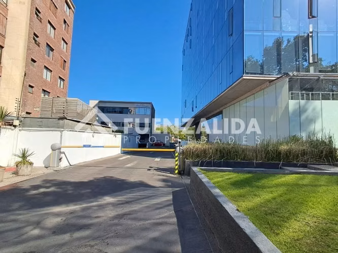 Oficina en venta en Las Condes...metro Los Dominicos. - Imagen 24