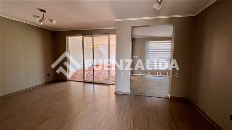 Casa en venta de 3 dorm. en Padre Hurtado