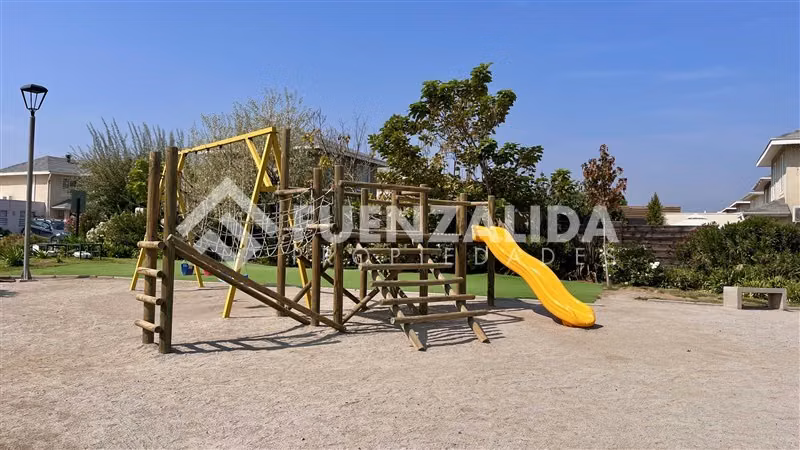 Casa en venta de 3 dorm. en Padre Hurtado