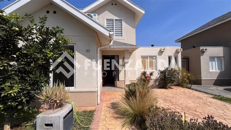 Casa en venta de 3 dorm. en Padre Hurtado