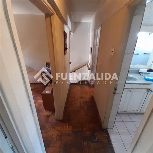 Casa en venta de 5 dorm. en Ñuñoa
