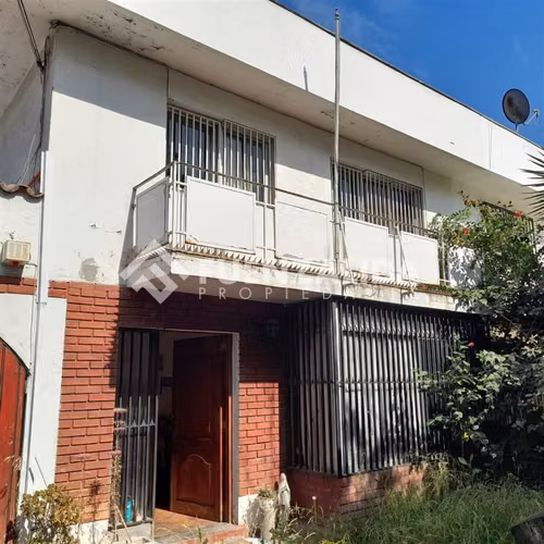 Casa en venta de 5 dorm. en Ñuñoa